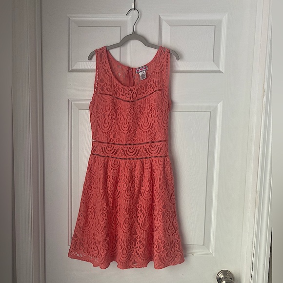 Lacey dress (pink/Coral color) - Picture 1 of 4